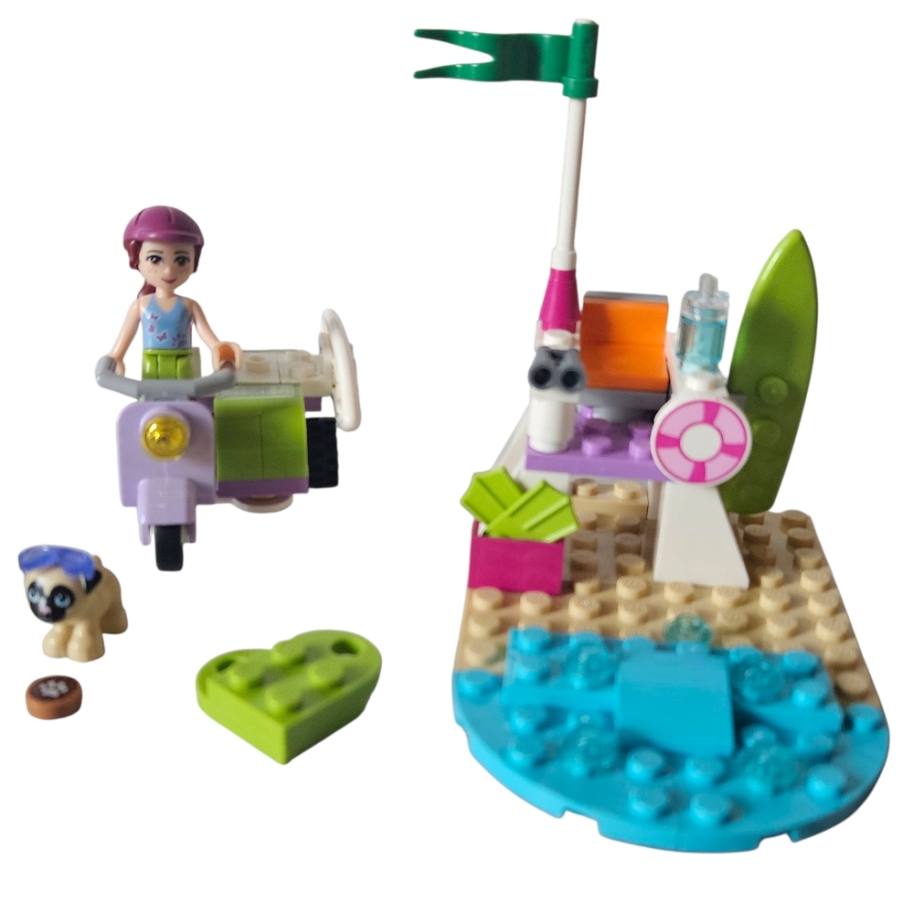 Lego Friends Mia's Beach Scooter 2017 Retired Set #41306